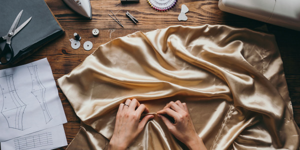 Французький шов крок за кроком – ідеальне шовкове покриття без оверлока